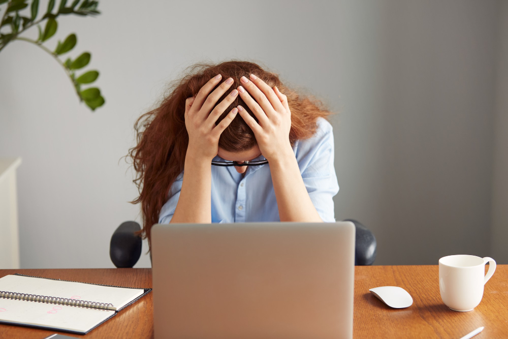 Simptomele sindromului de burnout