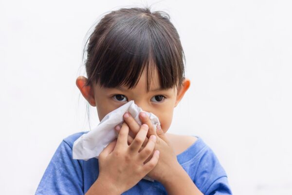 Muci verzi la copil: înseamnă că este nevoie de antibiotic?